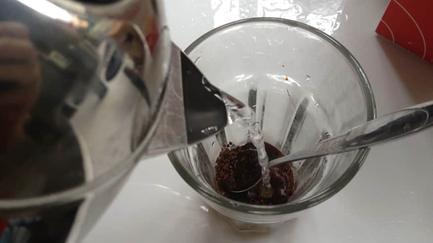 第二步，加入開水